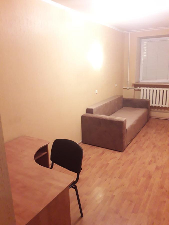 Appartment Near M. 23 Serpnya ハルキウ エクステリア 写真