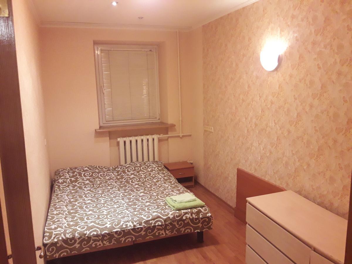 Appartment Near M. 23 Serpnya ハルキウ エクステリア 写真